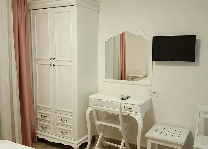 Allegria Butik Çeşme